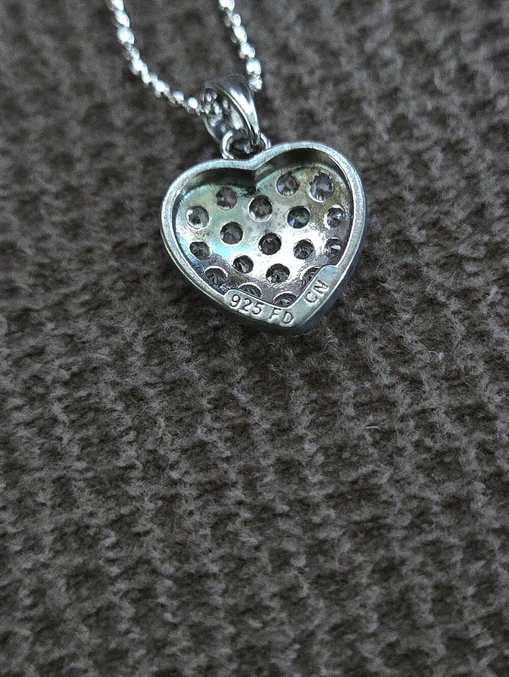 Ava Ro🚣 Silver🤍 Pave Heart❤ Pendant Necklace - Picture 8 of 16